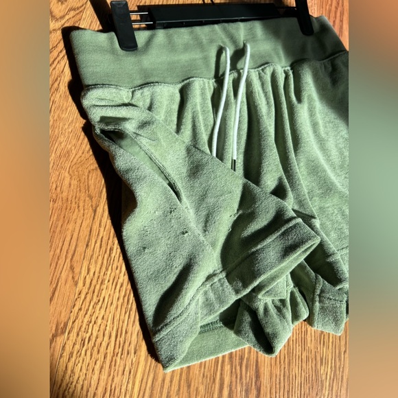 Nike Terry Sweat Shorts - Picture 5 of 6